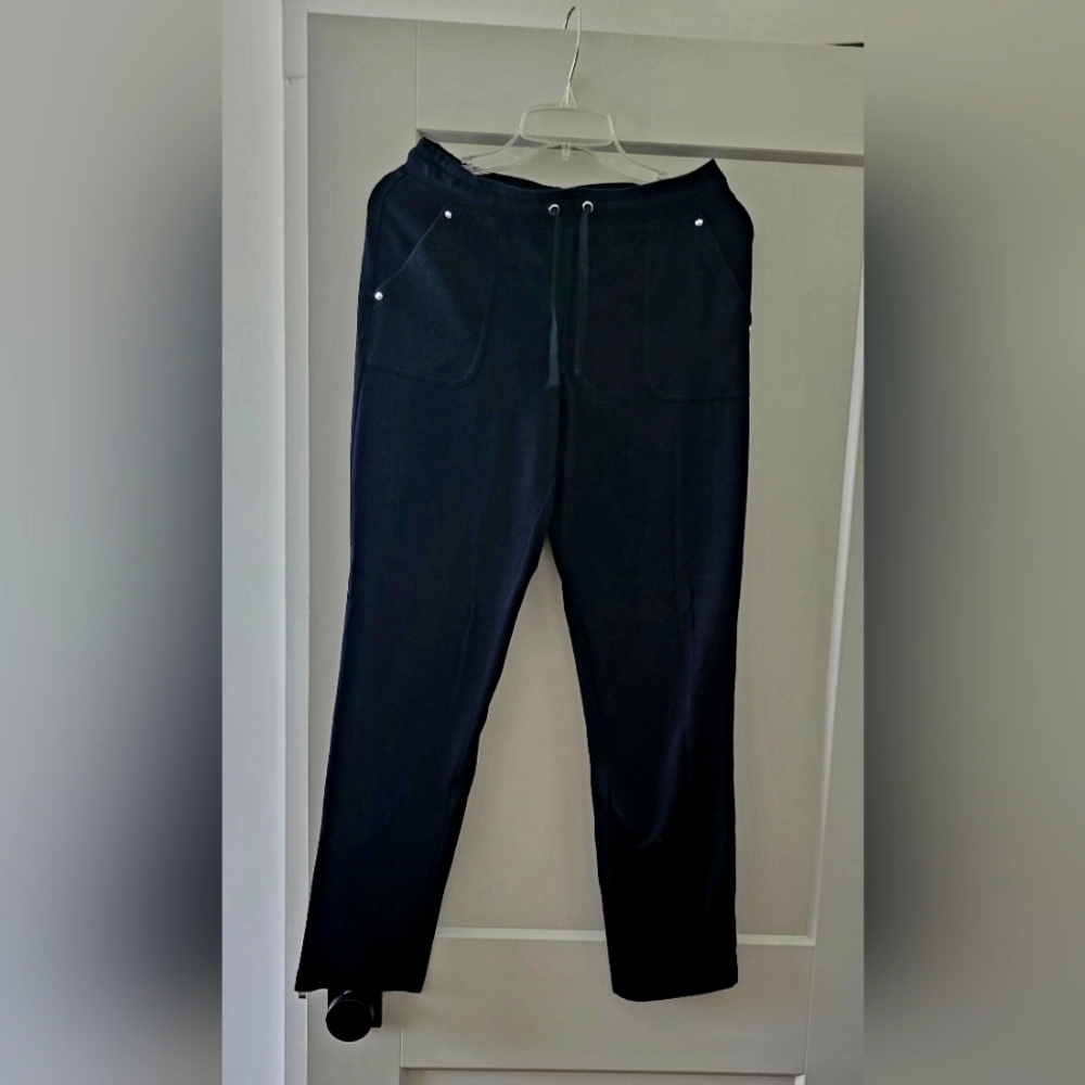Black Women's Pants